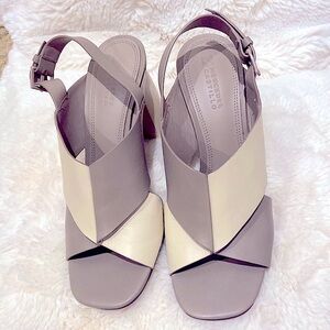 Mercedes Castillo Sandals - size 7 1/2